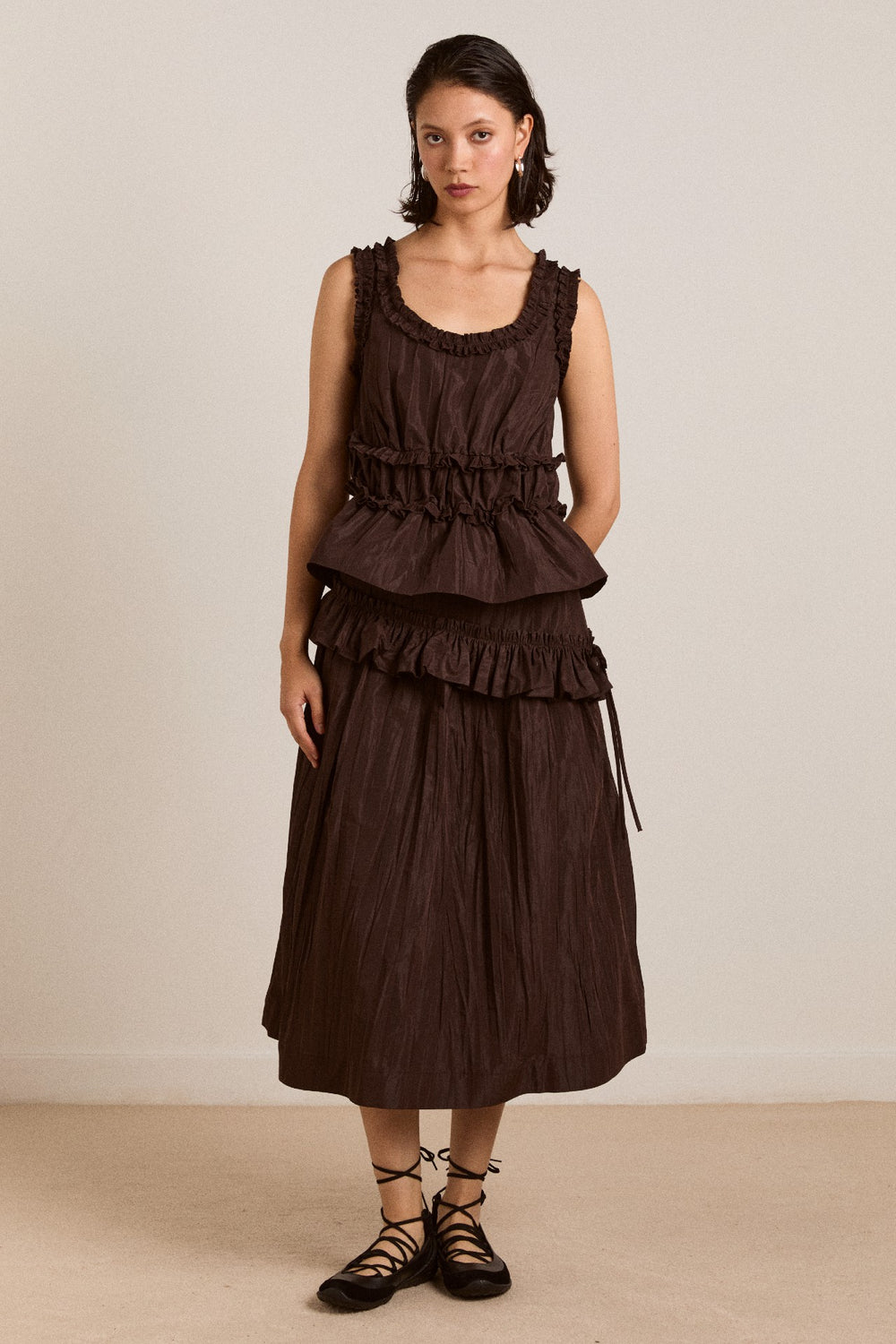 everly ruffle blouse - choc taffeta