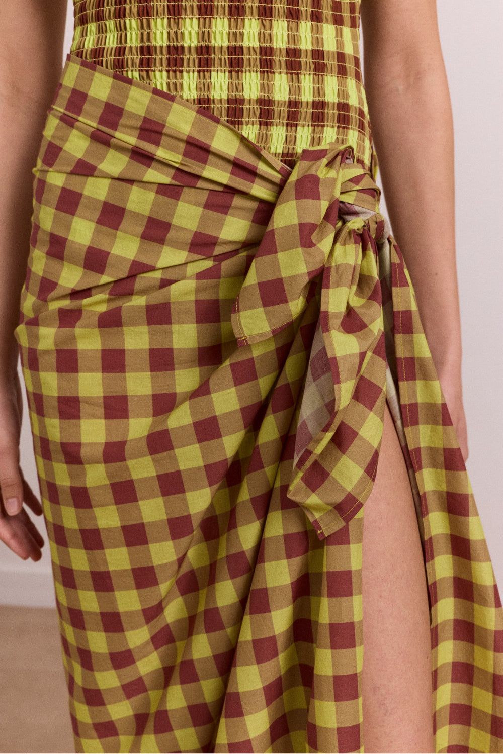 sarong - avo choc gingham