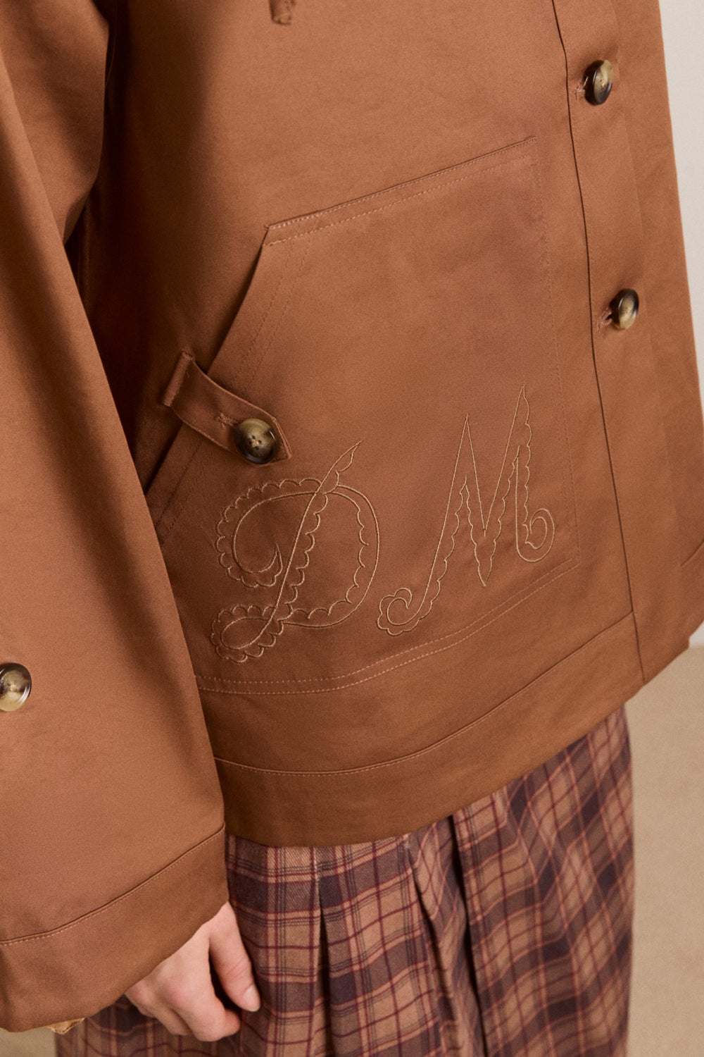 reversible jerry crop trench coat - camel spot