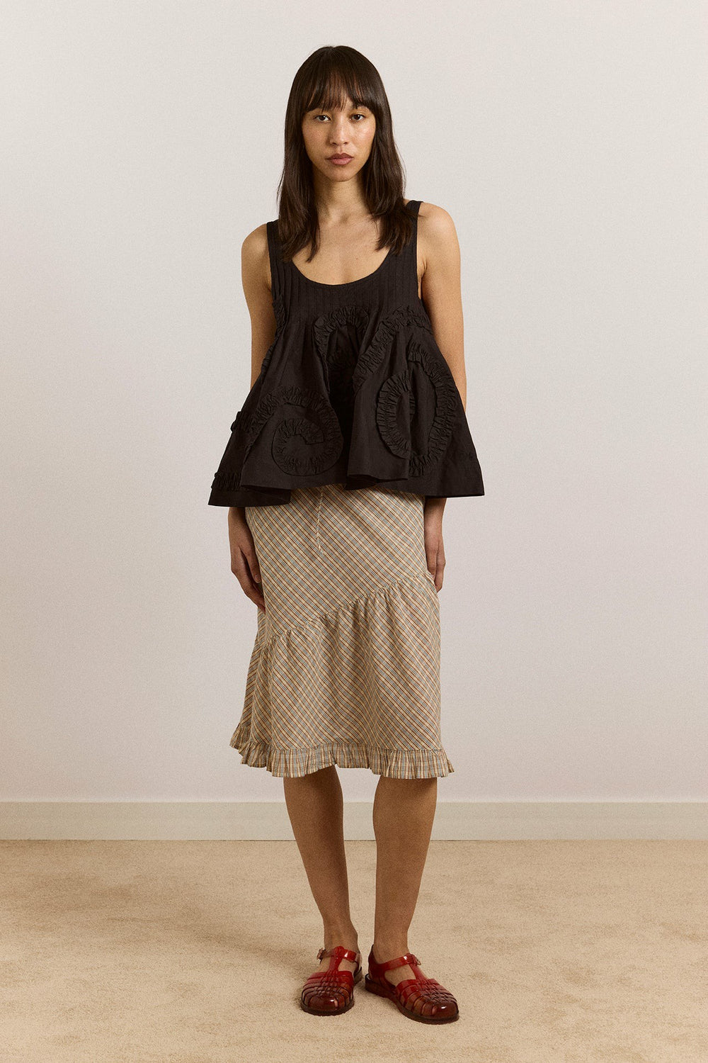 stella ruffle cami - black