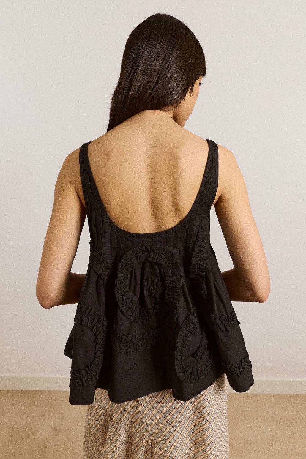 stella ruffle cami - black