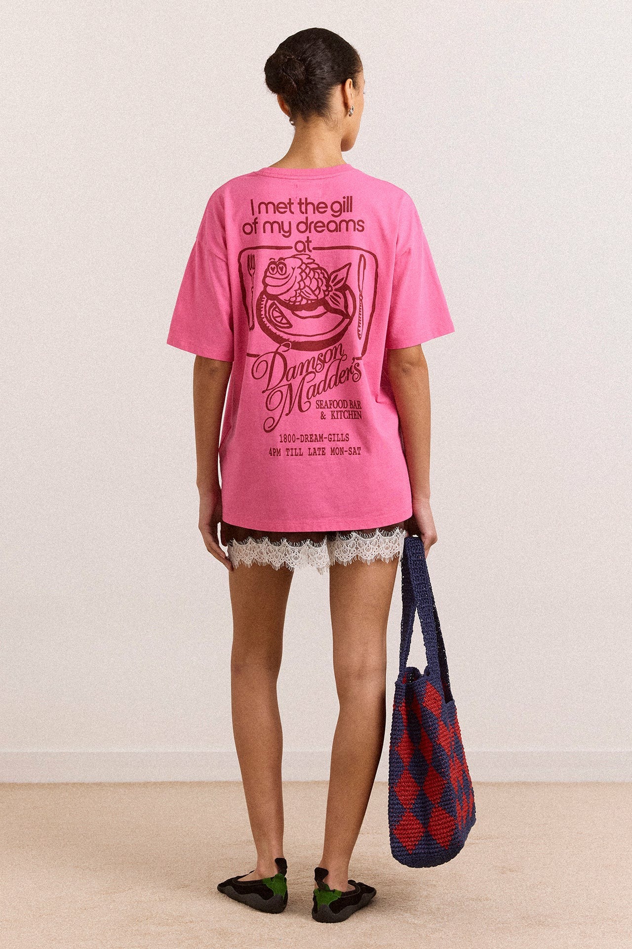 gill of dreams graphic tee - pink