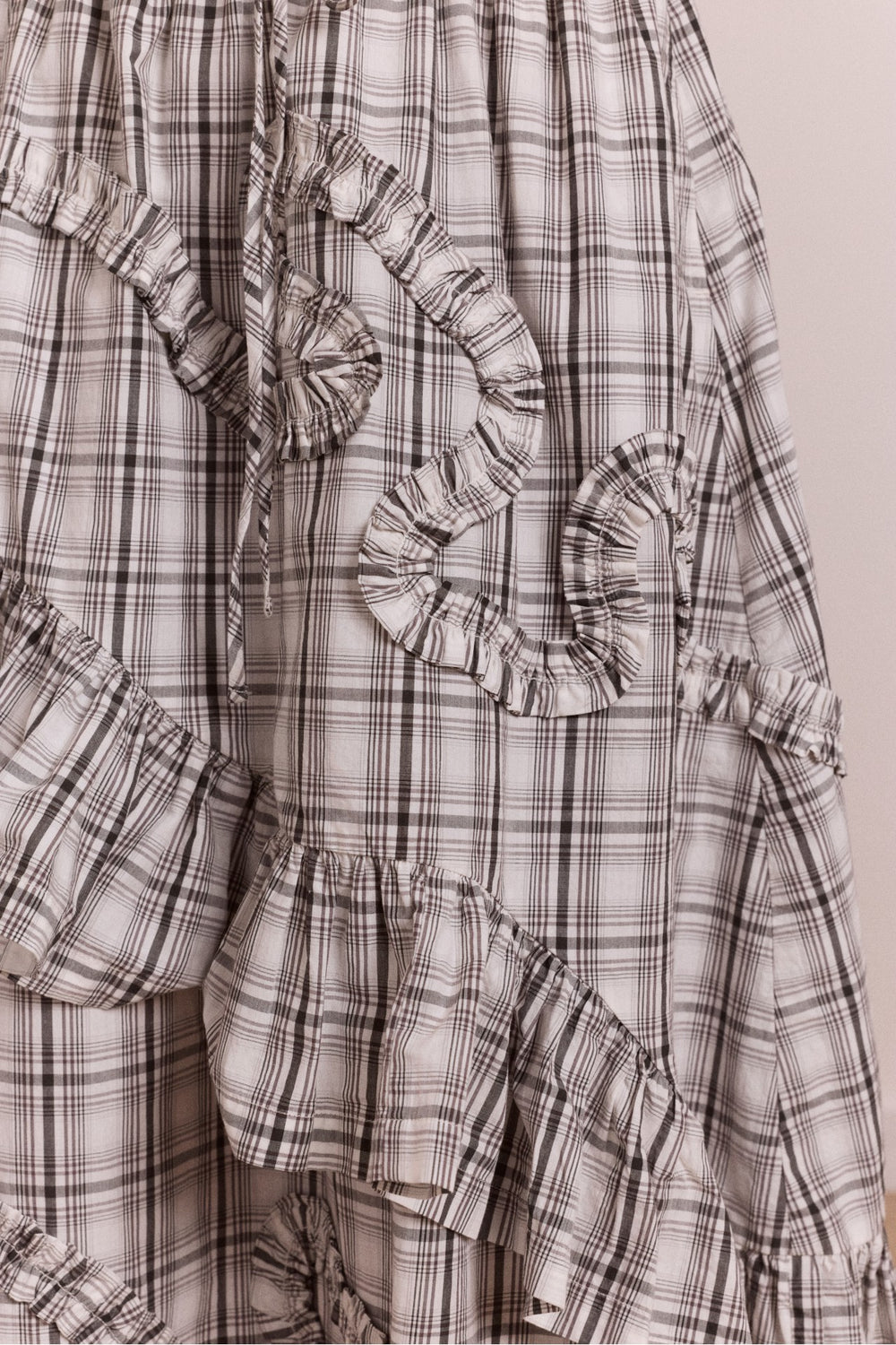 catie ruffle midi skirt - greyscale check