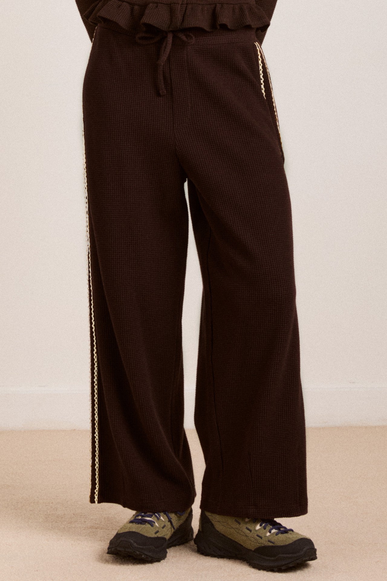 piper waffle jogger - chocolate