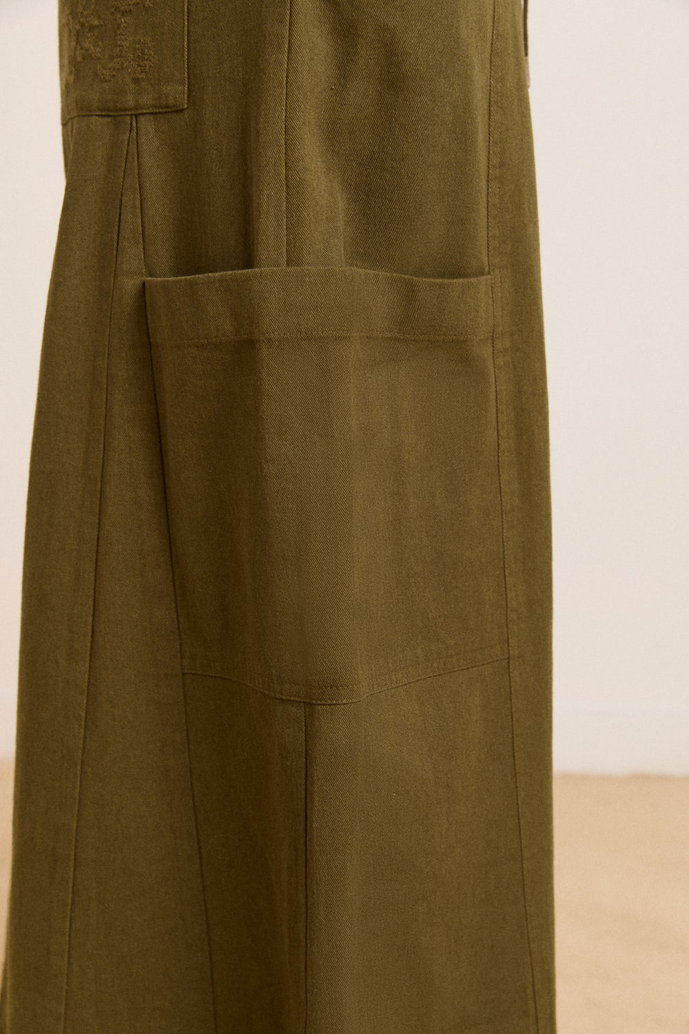 vika utility midi skirt - olive