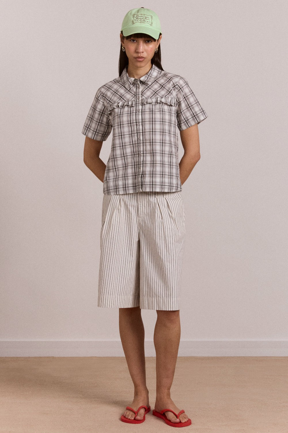 kirby shirt - greyscale check