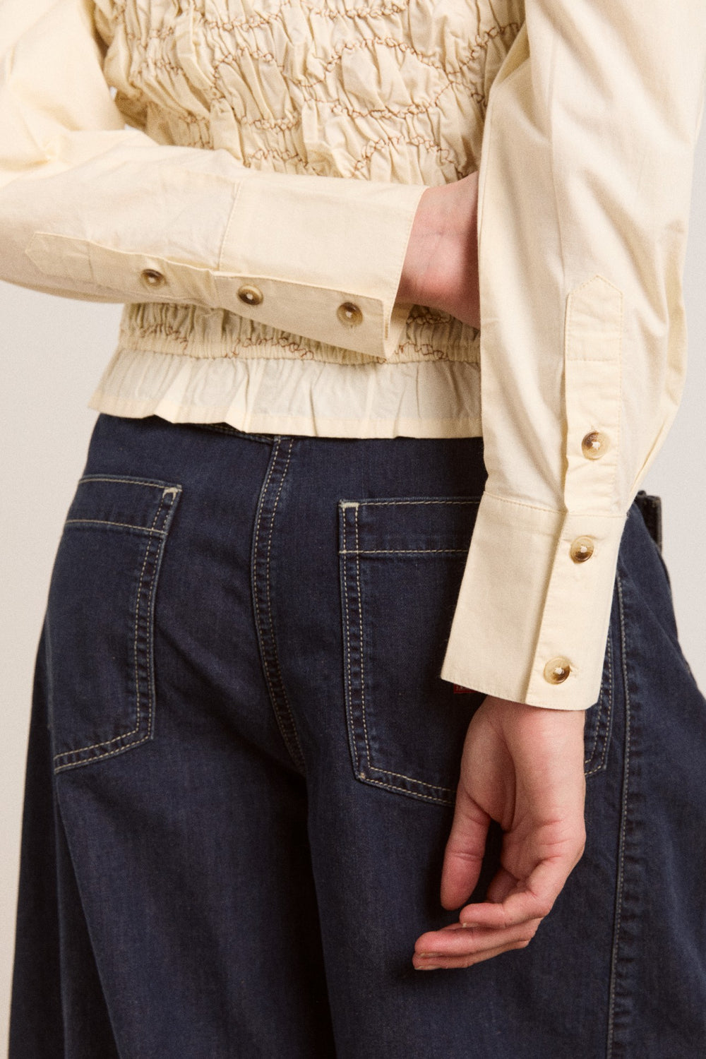 elliana smocked cardi - butter
