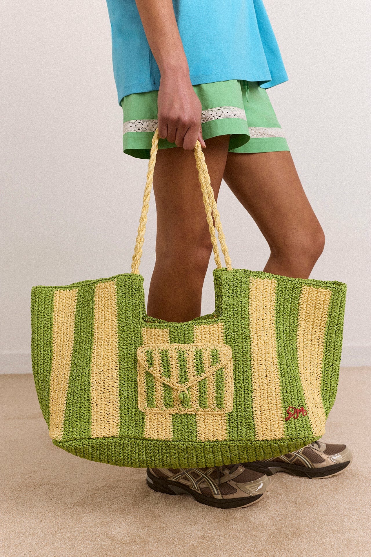 orla oversized raffia beach bag - apple stripe