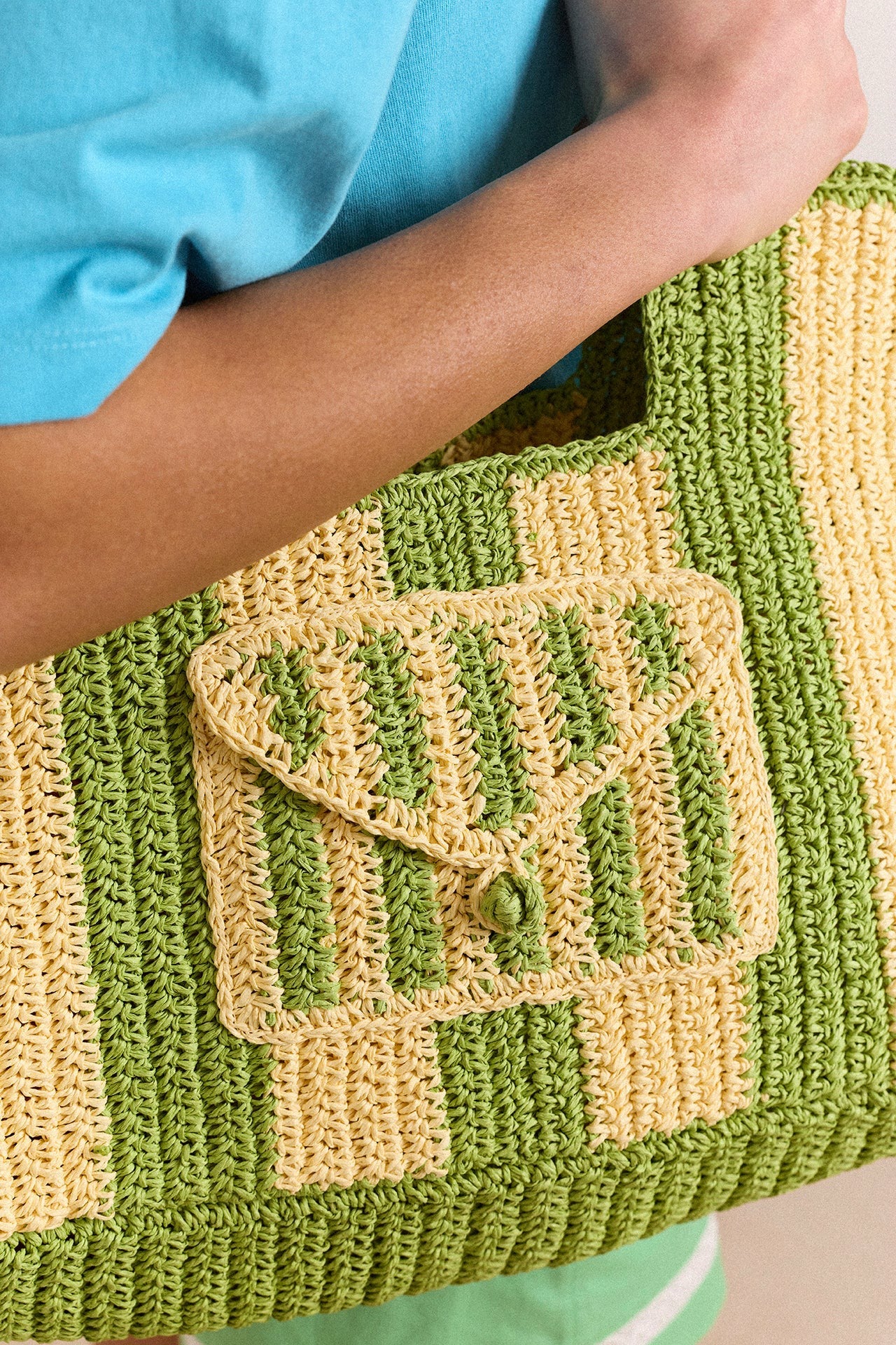 orla oversized raffia beach bag - apple stripe