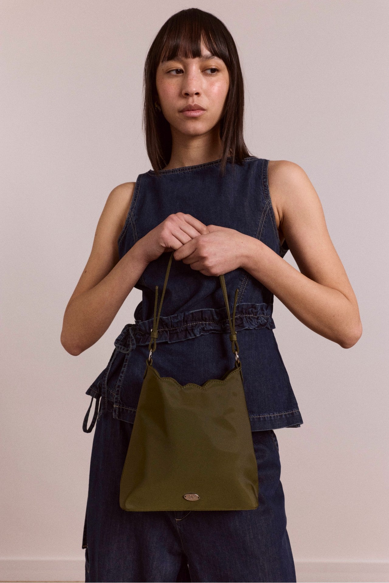 lorelai bag in heavy satin - olive
