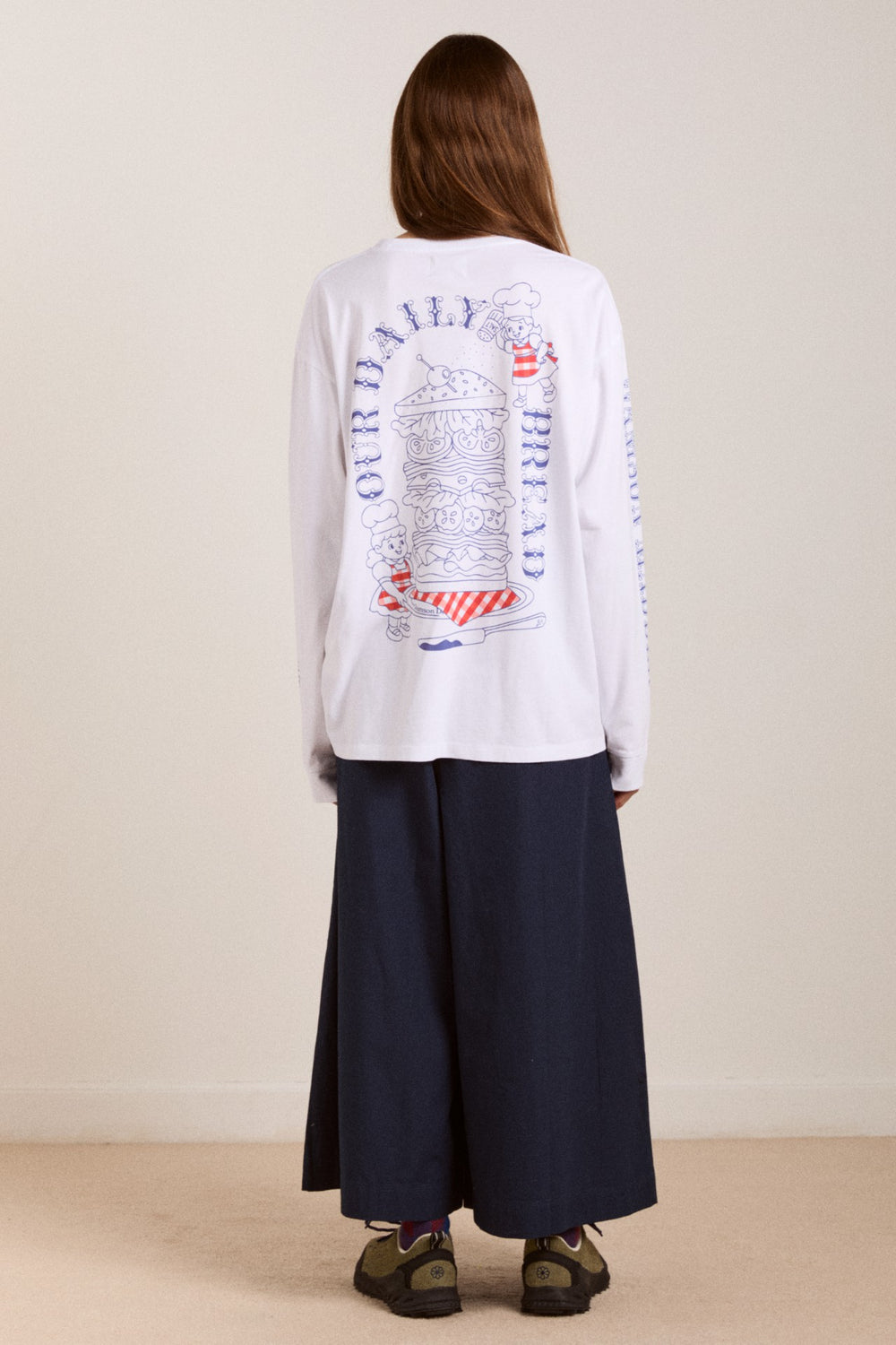 damson deli ls tee - white