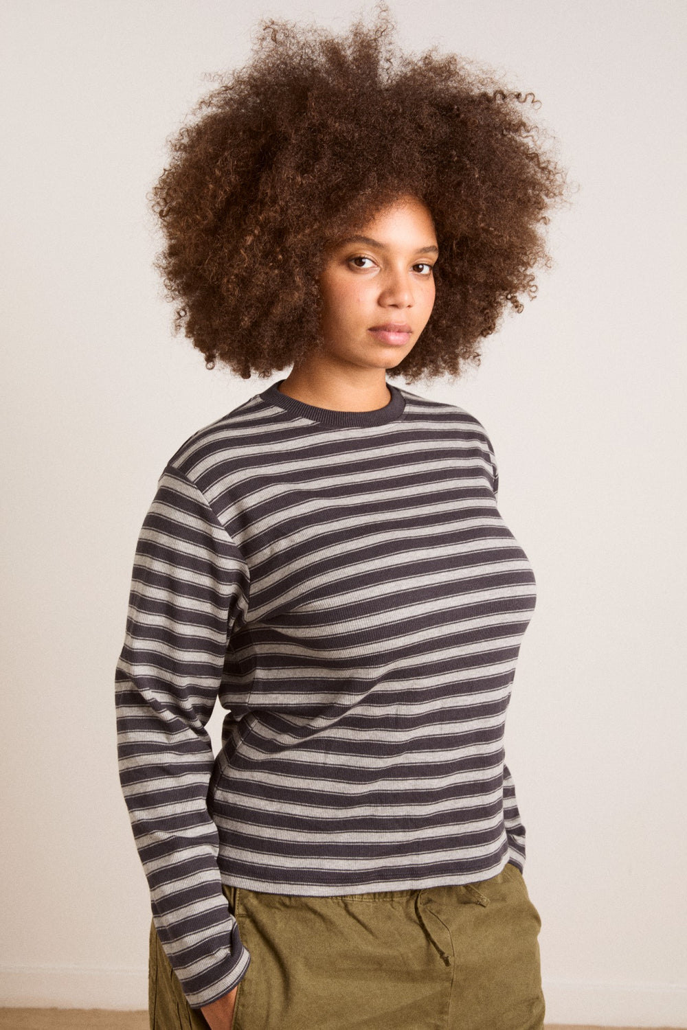lilah fitted ls tee - grey marl stripe