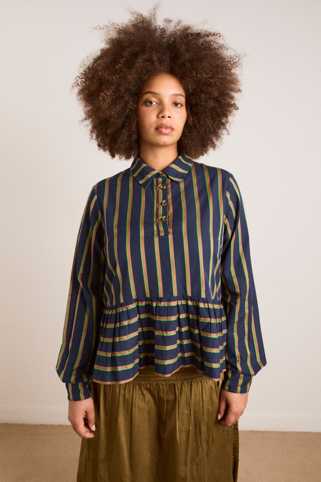 kinsley shirt - navy/green stripe