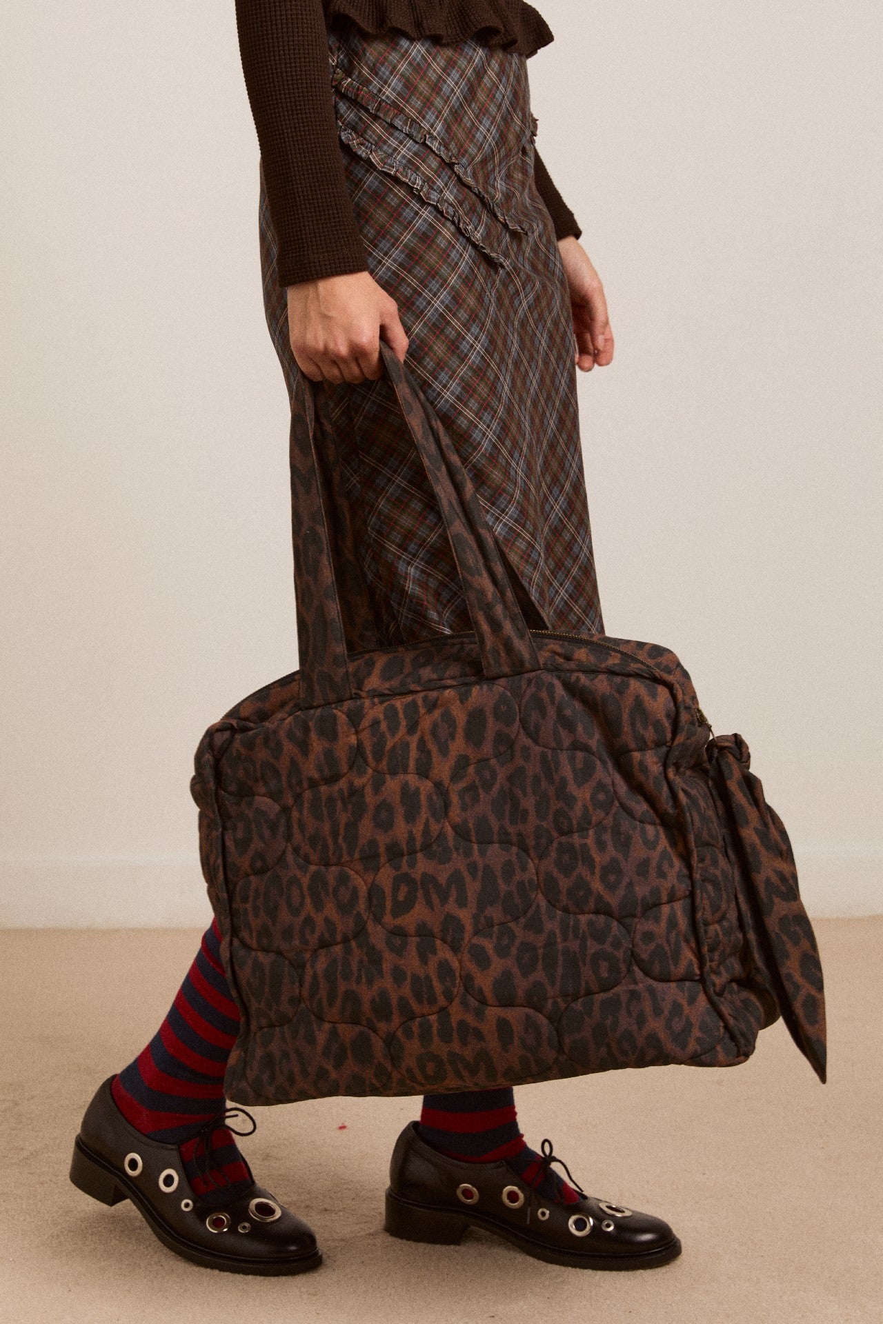 dark leopard quilted tote bag